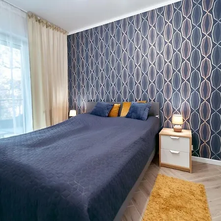 Laguna 10 - Mini * ポラニツァ・ズドゥルイ